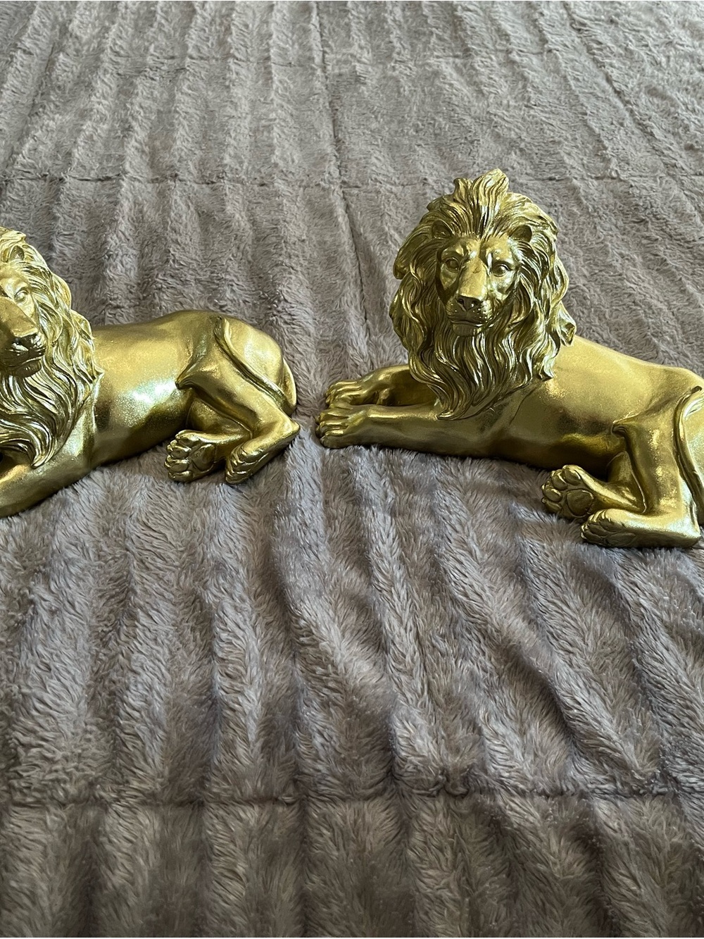 Gold Lion Wall Decor Pair - Elegant Home Accent